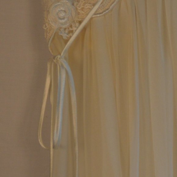 VINTAGAE - Picture 2 of 3